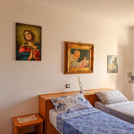Hostel San Mercurio Toro المظهر الخارجي الصورة